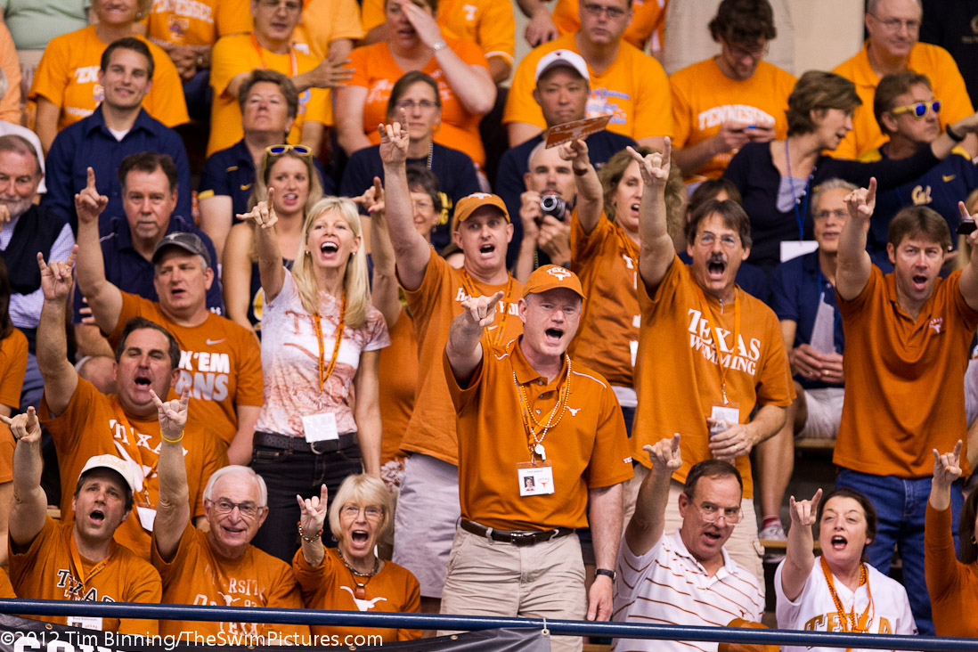 200 Free Relay Finals | Texas, crowd