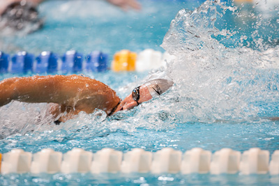 Dana Vollmer swims to gold in the 100 free at the 2009 ConocoPhillips USA National Swimming Championships and World Championship Trials